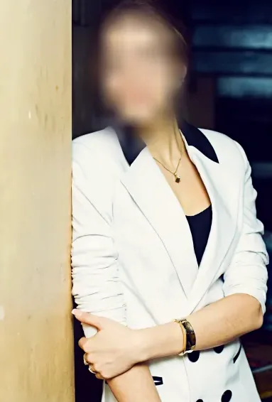 Aylin, 30
