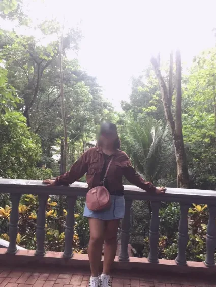 Emily, 32