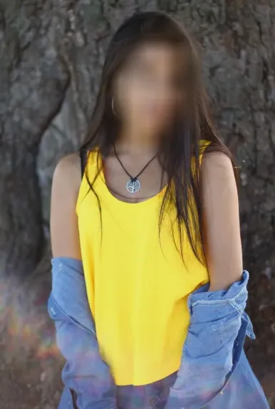 Greta, 32