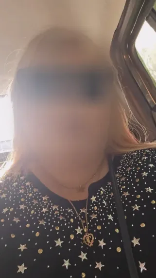 Janina, 25