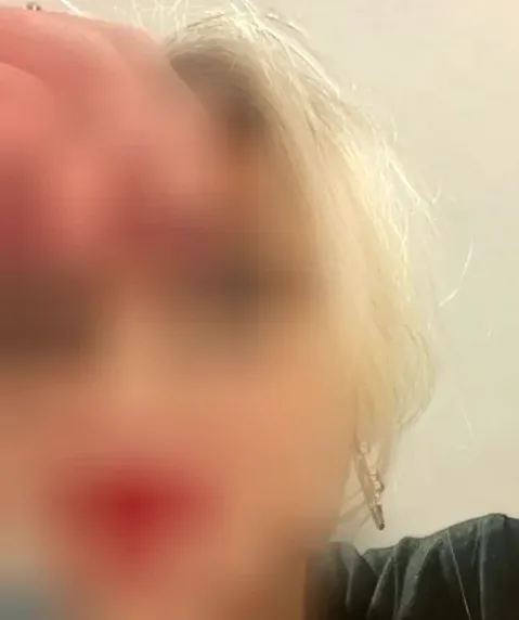 Kathleen, 32