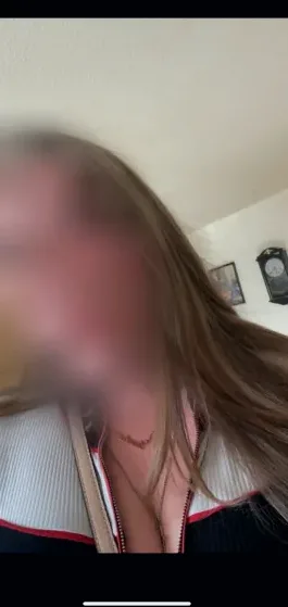 Lena, 25