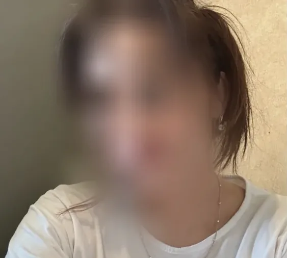 Lena, 35