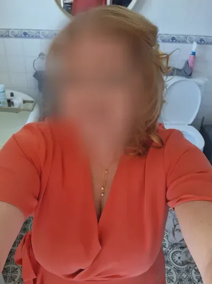 Leonie, 38