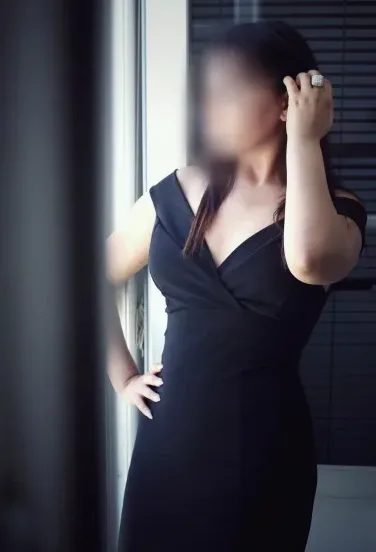 Romy, 37